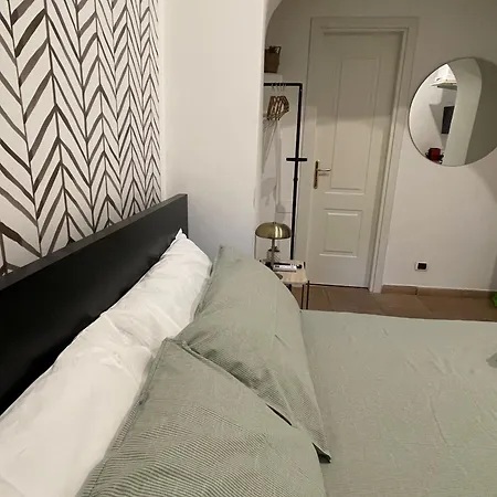 Casa Amicitia Piazza Di Spagna Апартаменты Рим