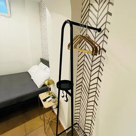 Casa Amicitia Piazza Di Spagna * Рим