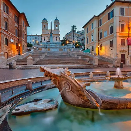 Casa Amicitia Piazza Di Spagna Апартаменты
