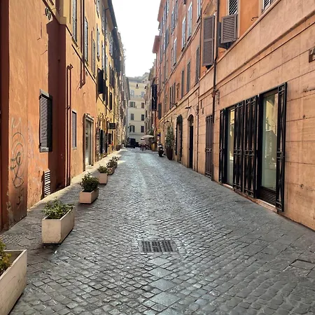 Casa Amicitia Piazza Di Spagna * Rome